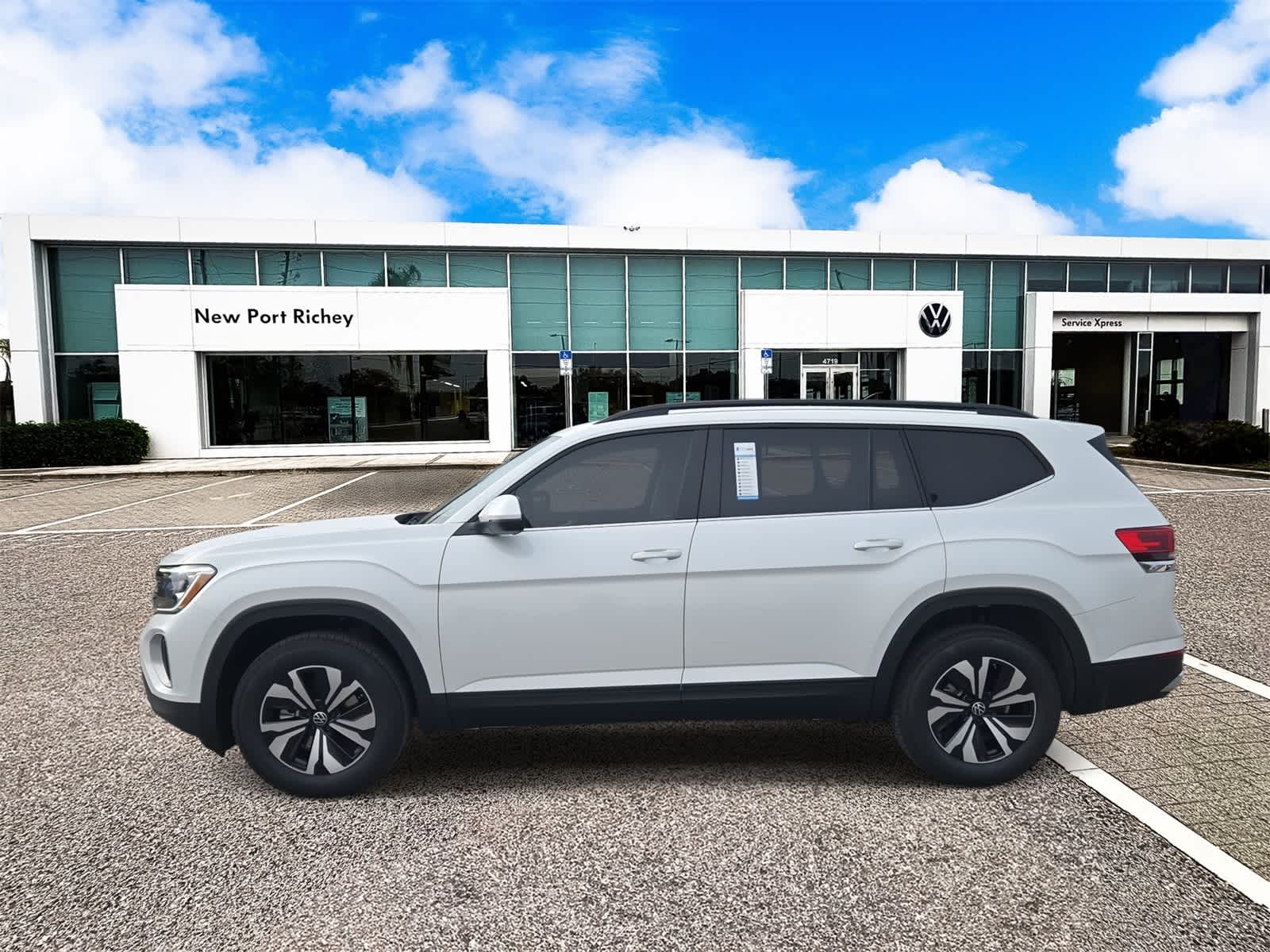 2026 Volkswagen Atlas 2.0T SE