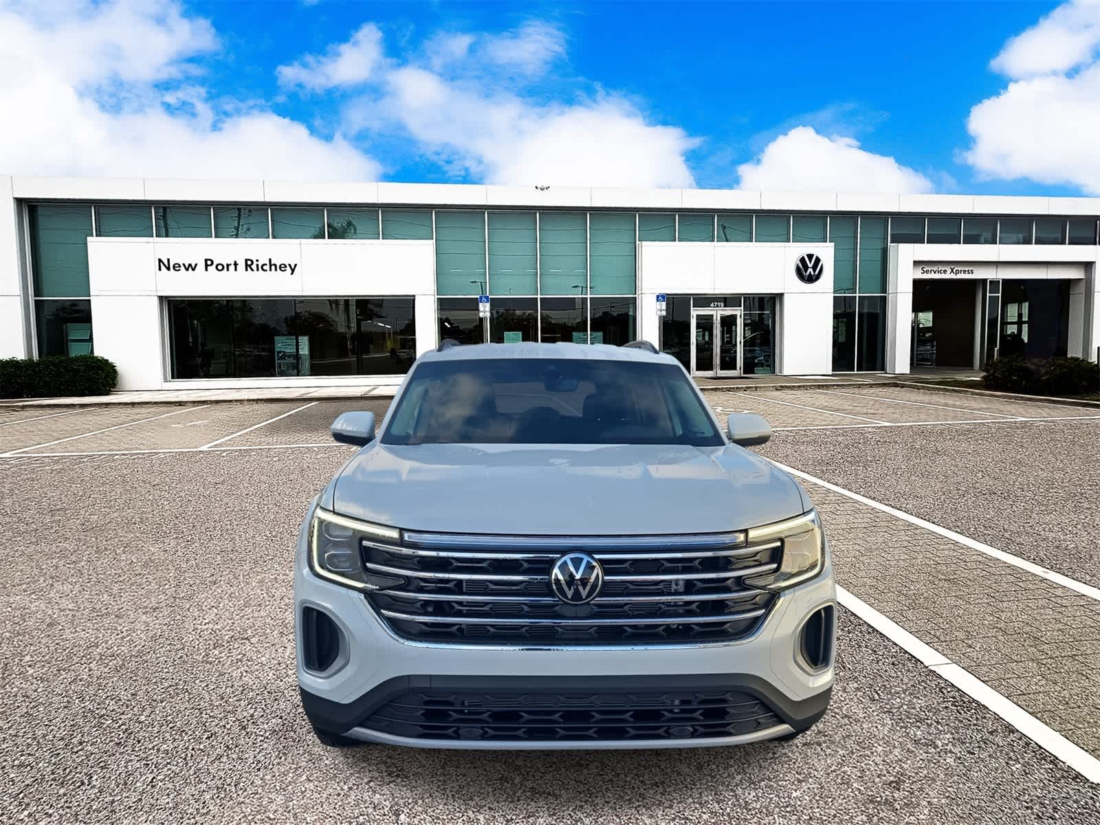 2026 Volkswagen Atlas 2.0T SE