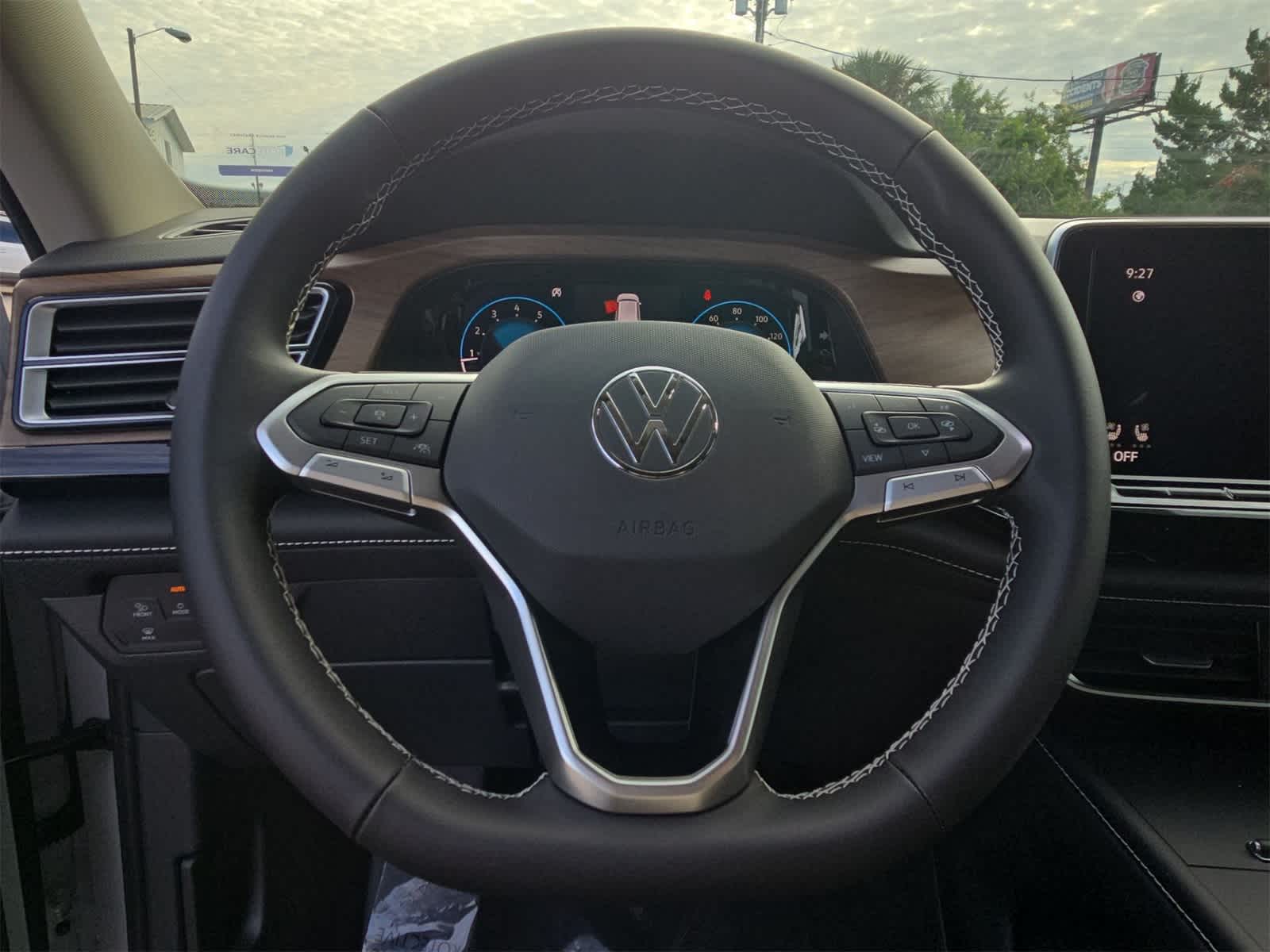 2026 Volkswagen Atlas 2.0T SE