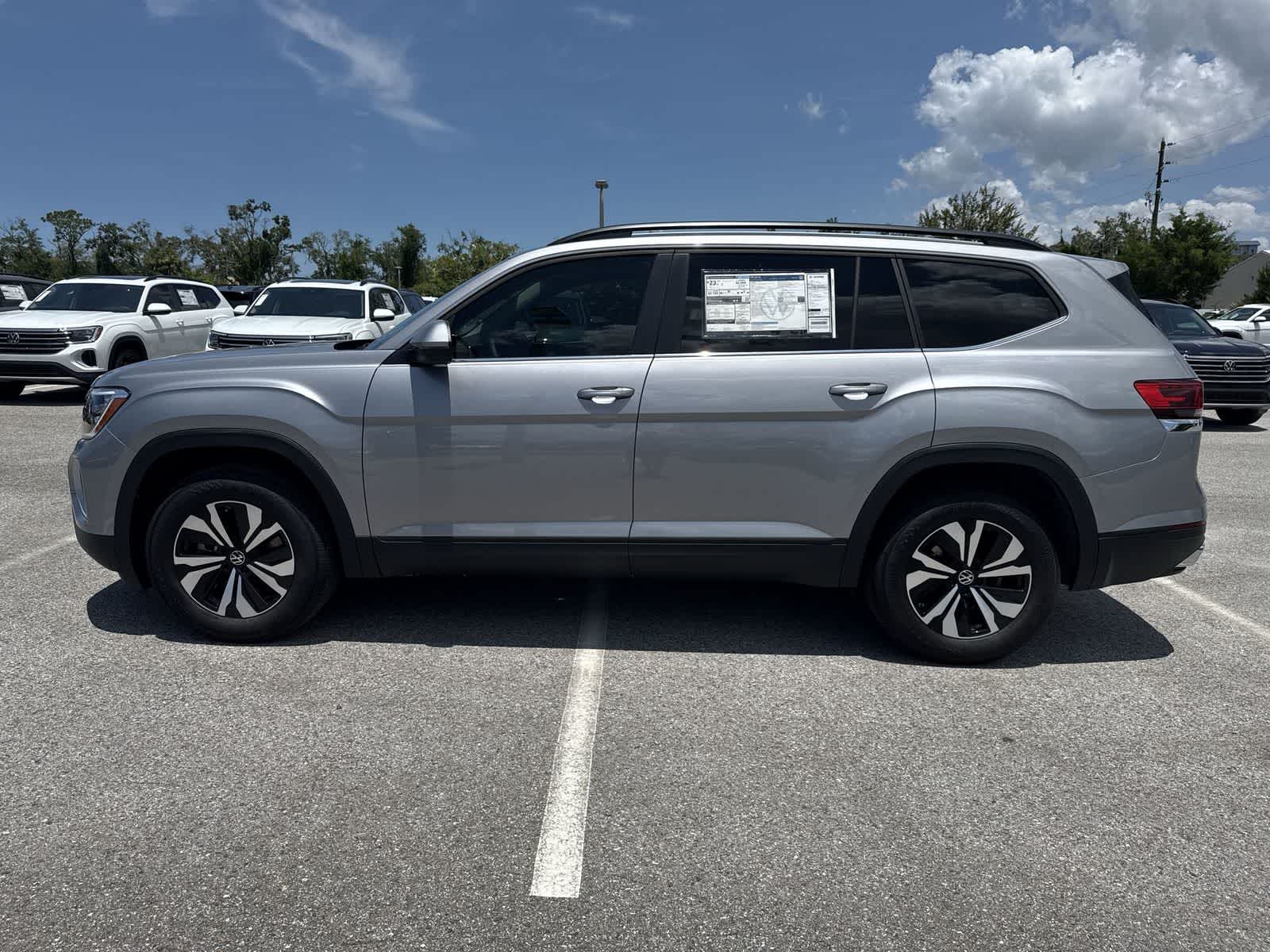 2026 Volkswagen Atlas 2.0T SE