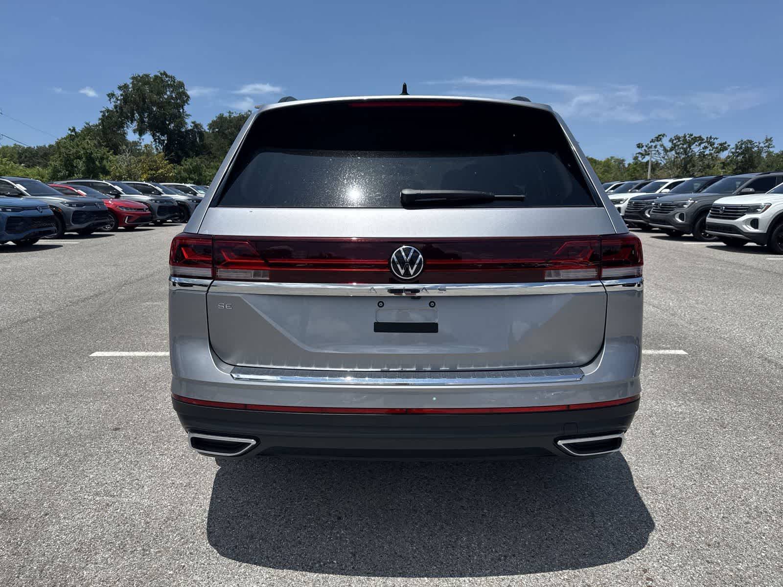 2026 Volkswagen Atlas 2.0T SE