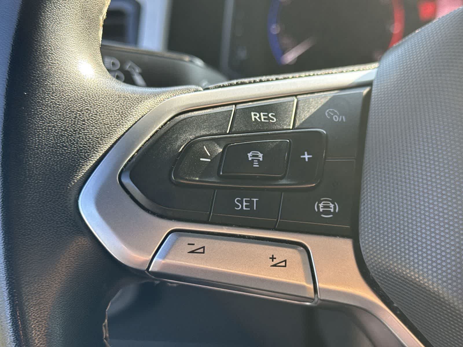 Volkswagen Atlas Cross Sport 3,6 L V6 SEL 2021