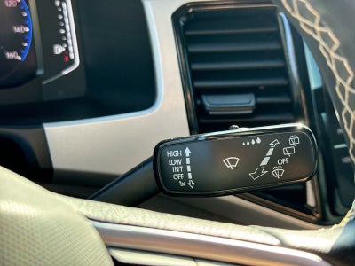 Volkswagen Atlas Cross Sport 3,6 L V6 SEL 2021