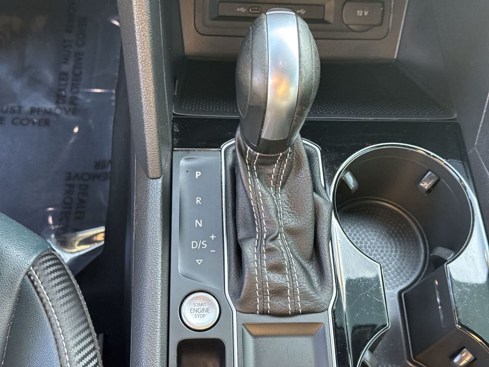 Volkswagen Atlas Cross Sport 3,6 L V6 SEL 2021