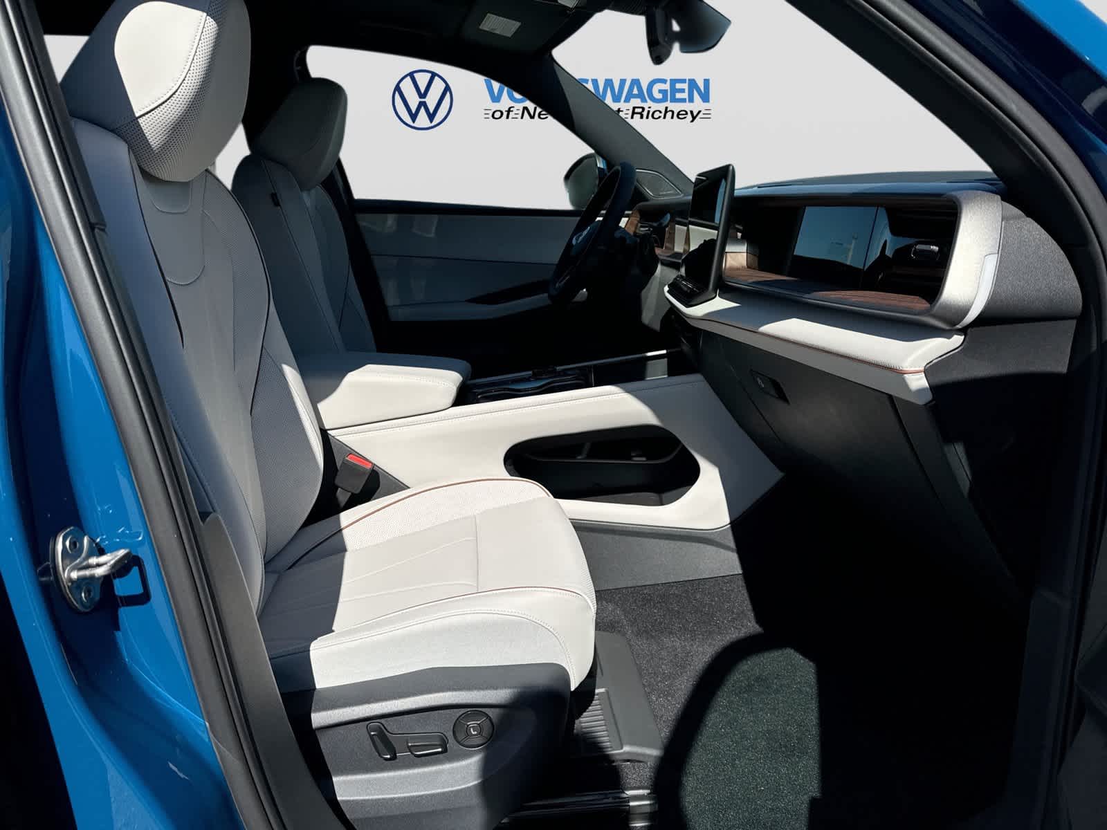 Volkswagen Atlas SEL Premium R-Line 2027
