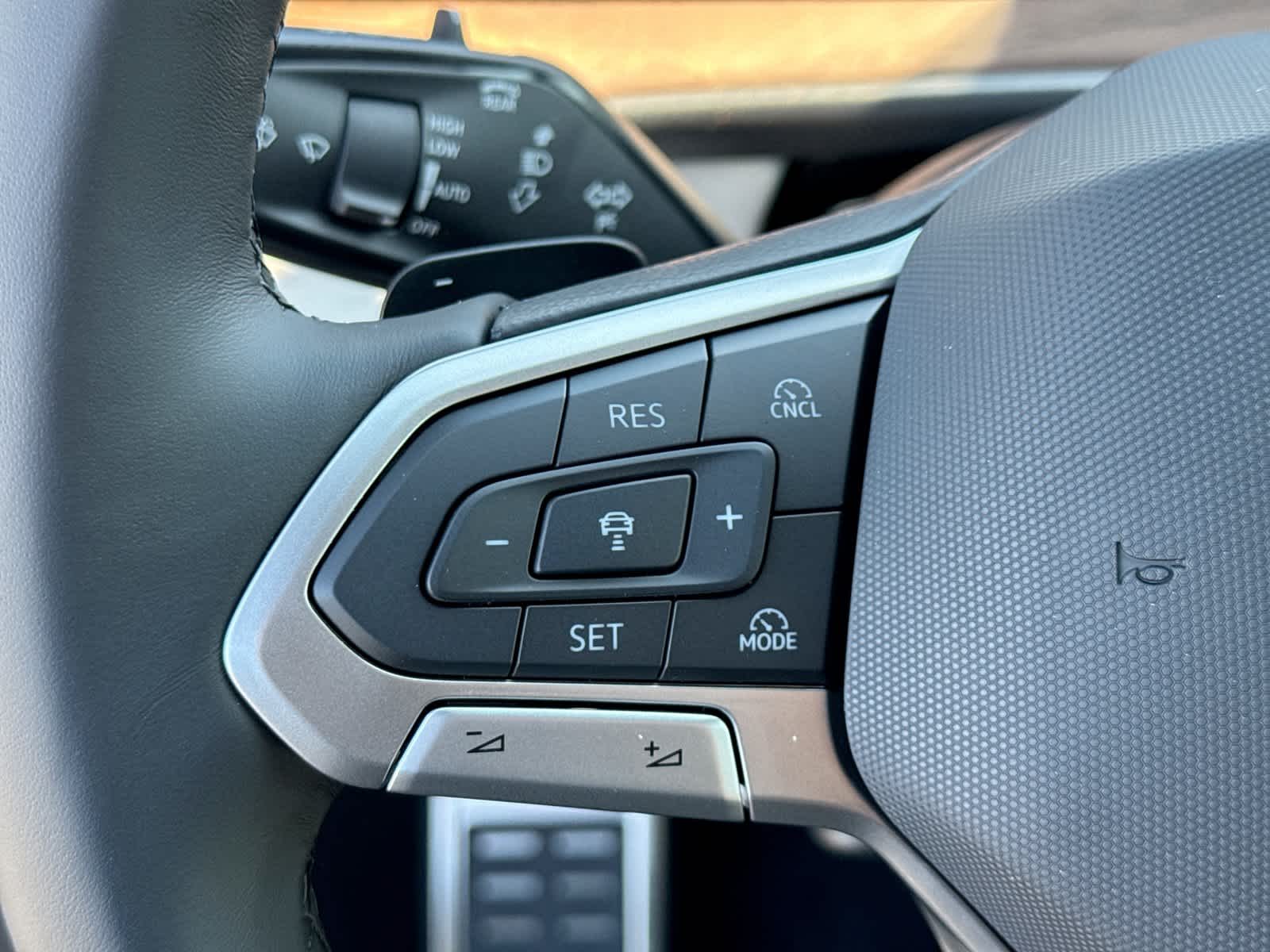 Volkswagen Atlas SEL Premium R-Line 2027