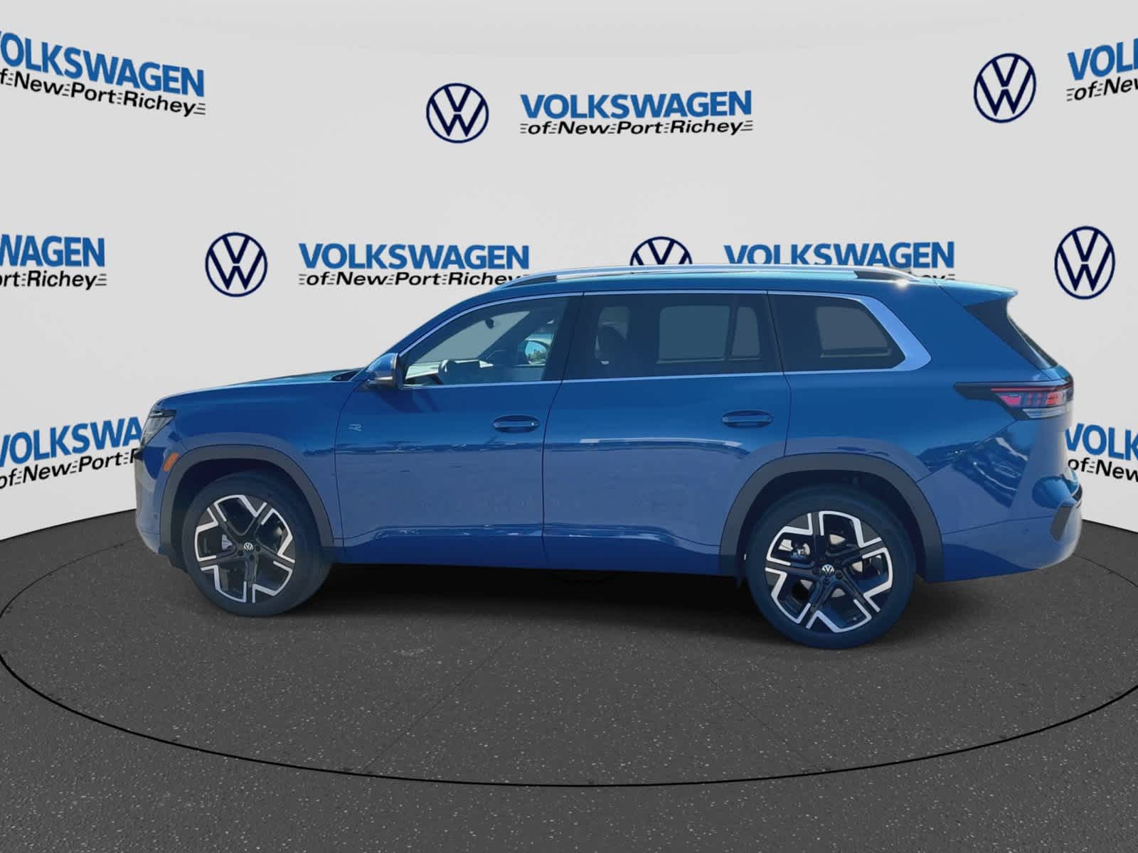 Volkswagen Atlas SEL Premium R-Line 2027