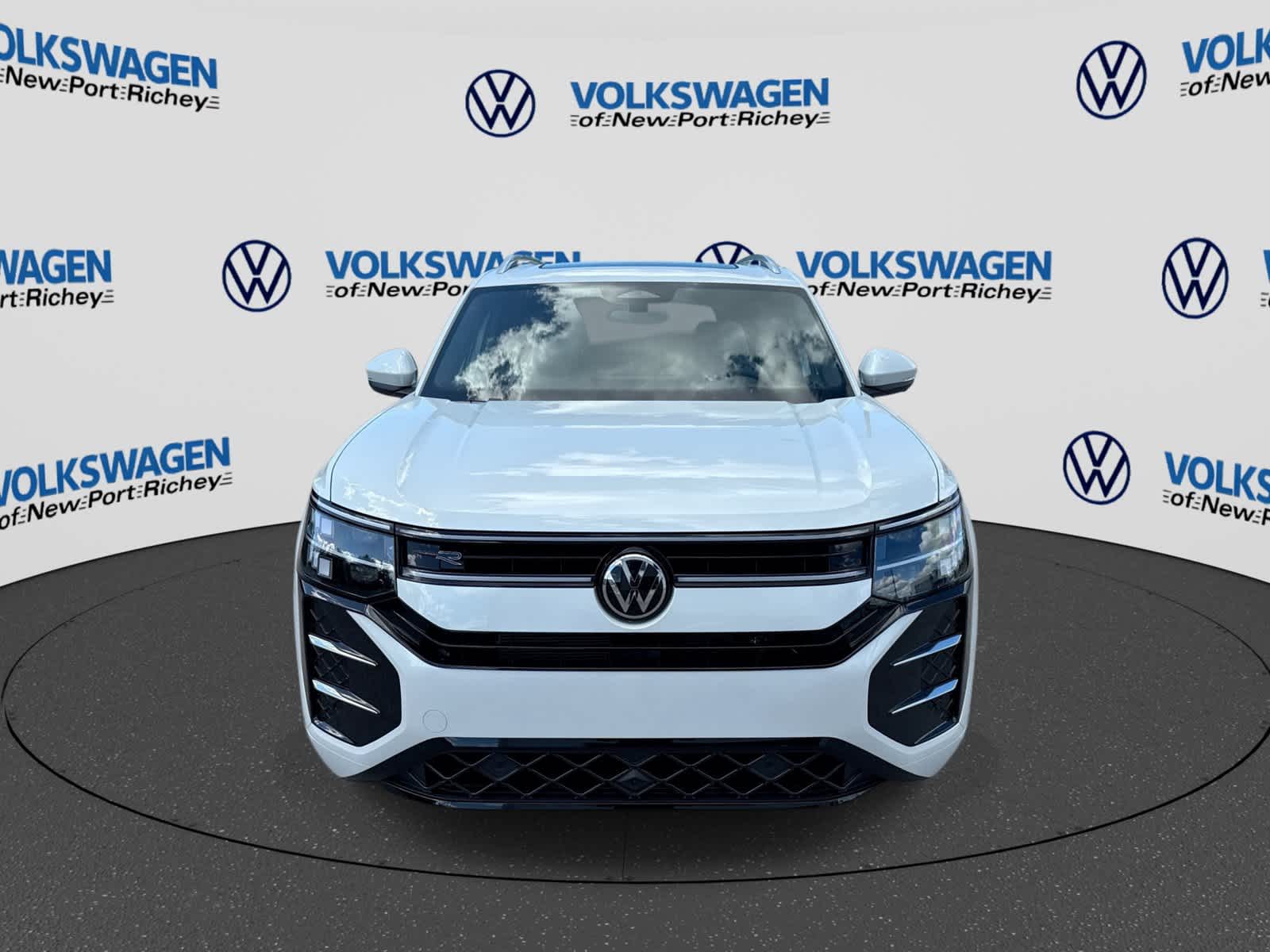 Volkswagen Atlas SEL Premium R-Line 2027