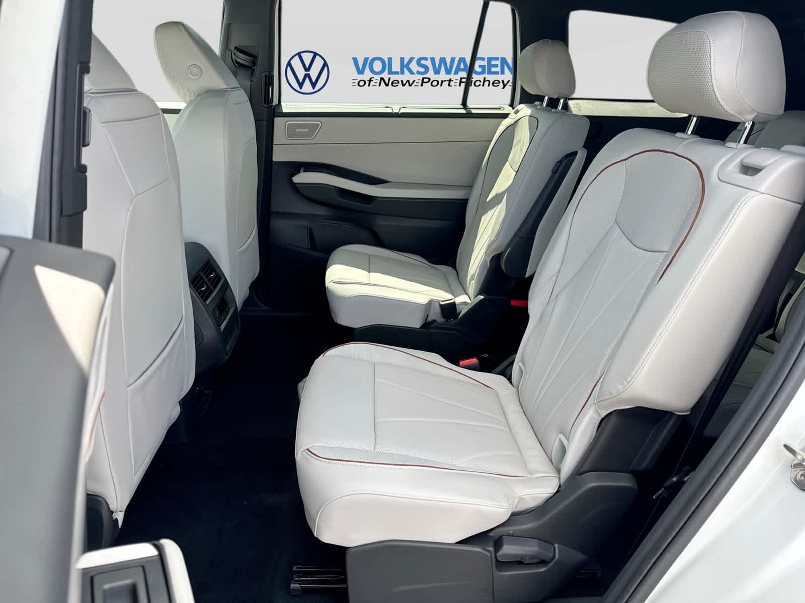 Volkswagen Atlas SEL Premium R-Line 2027