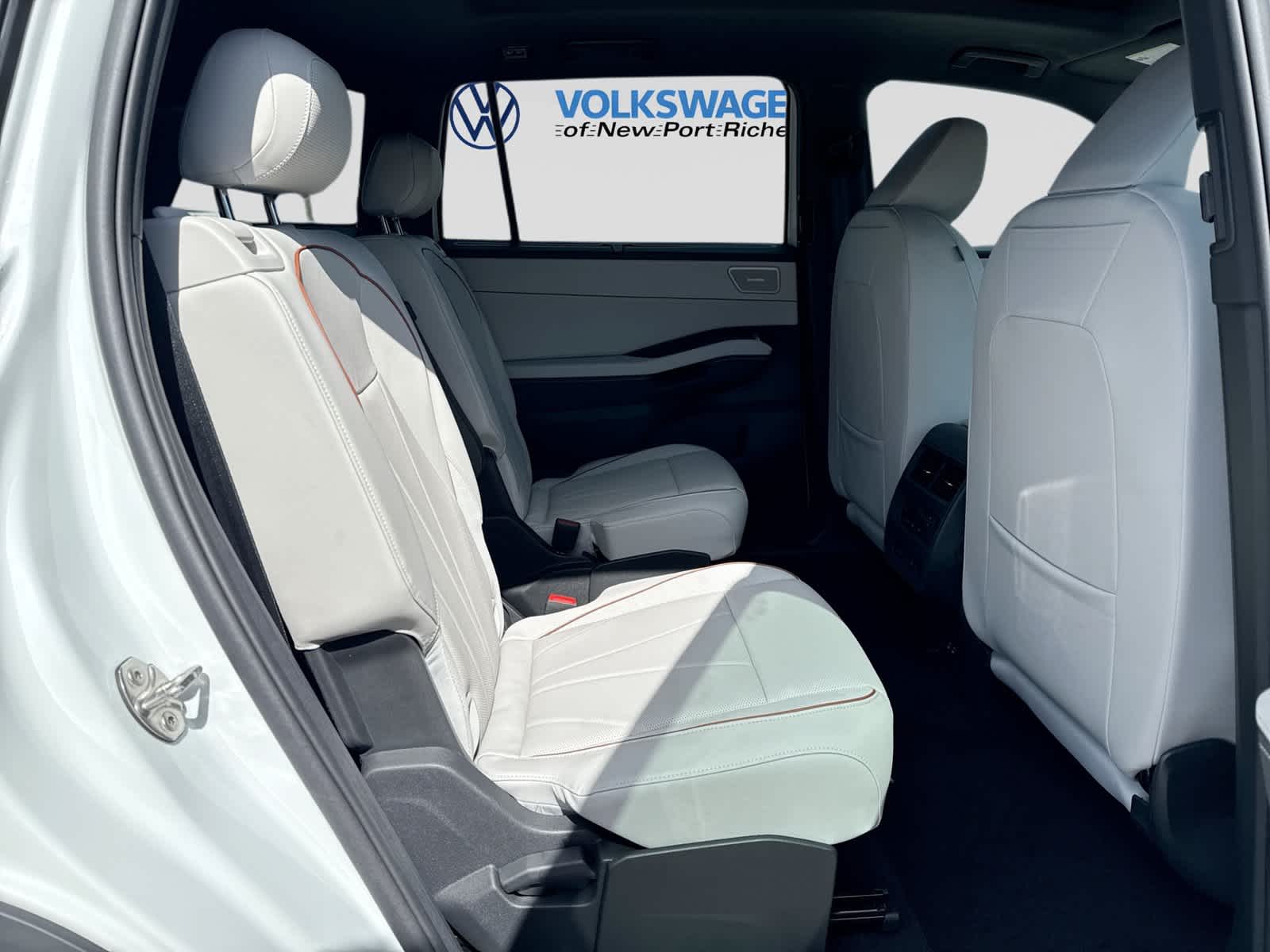Volkswagen Atlas SEL Premium R-Line 2027