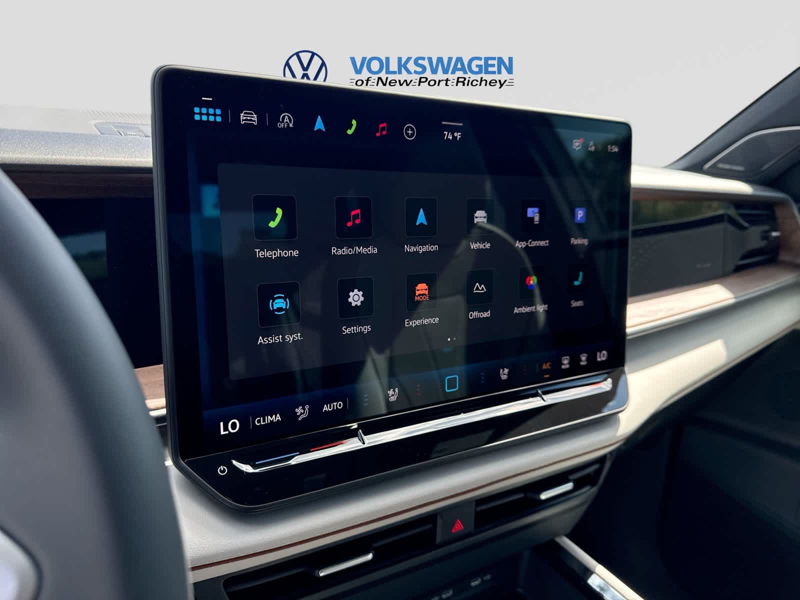 Volkswagen Atlas SEL Premium R-Line 2027