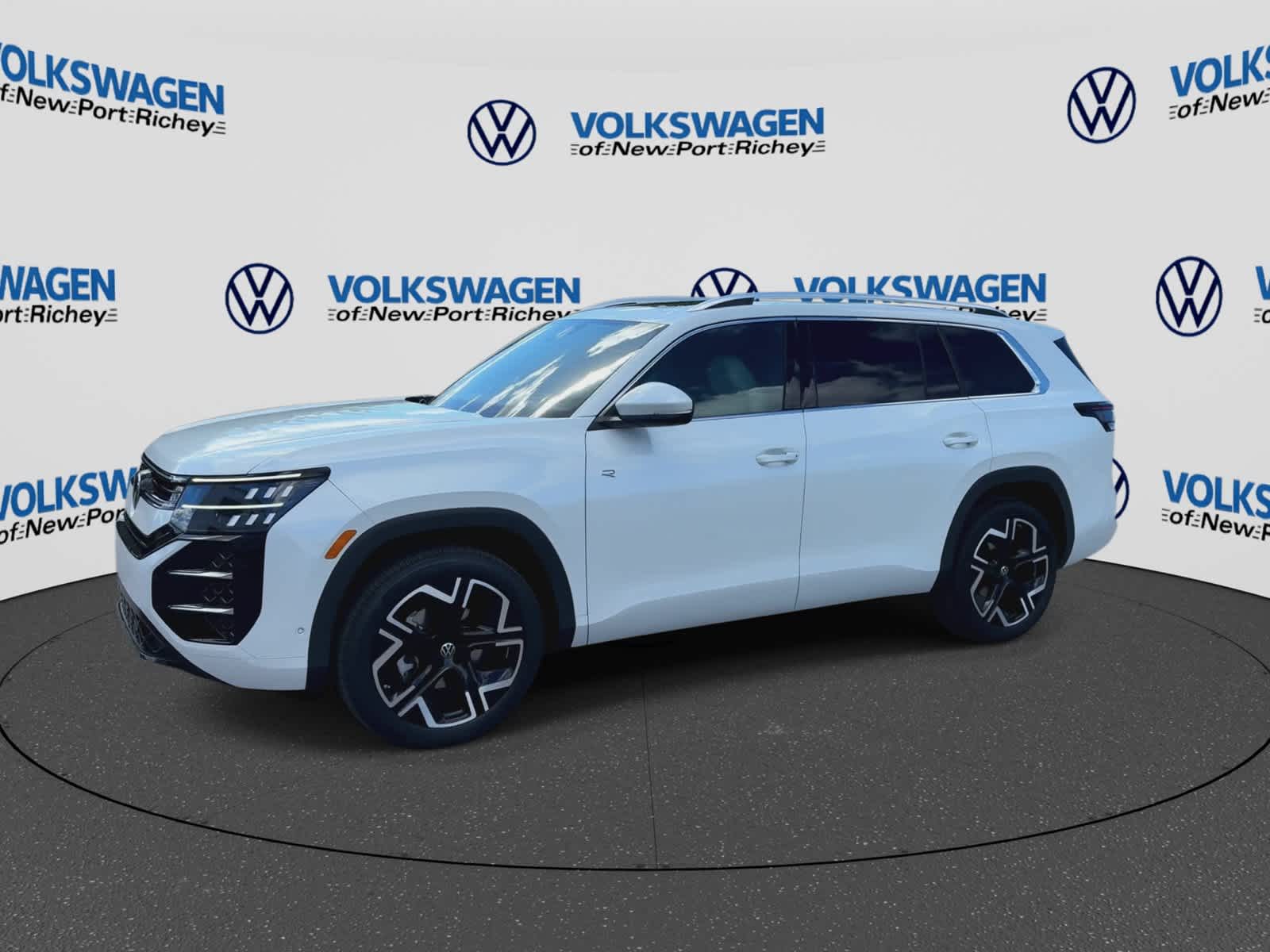 Volkswagen Atlas SEL Premium R-Line 2027