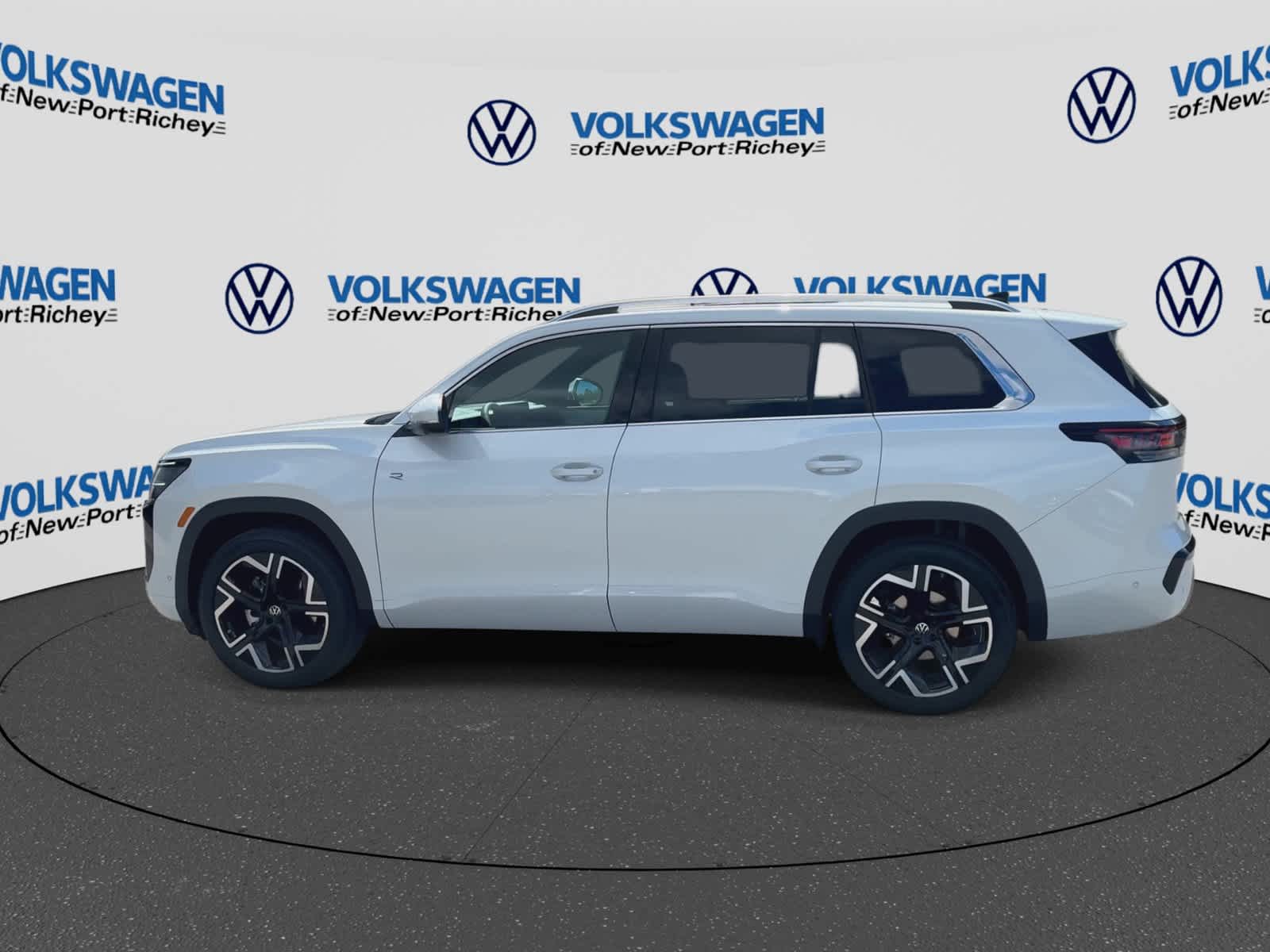 Volkswagen Atlas SEL Premium R-Line 2027