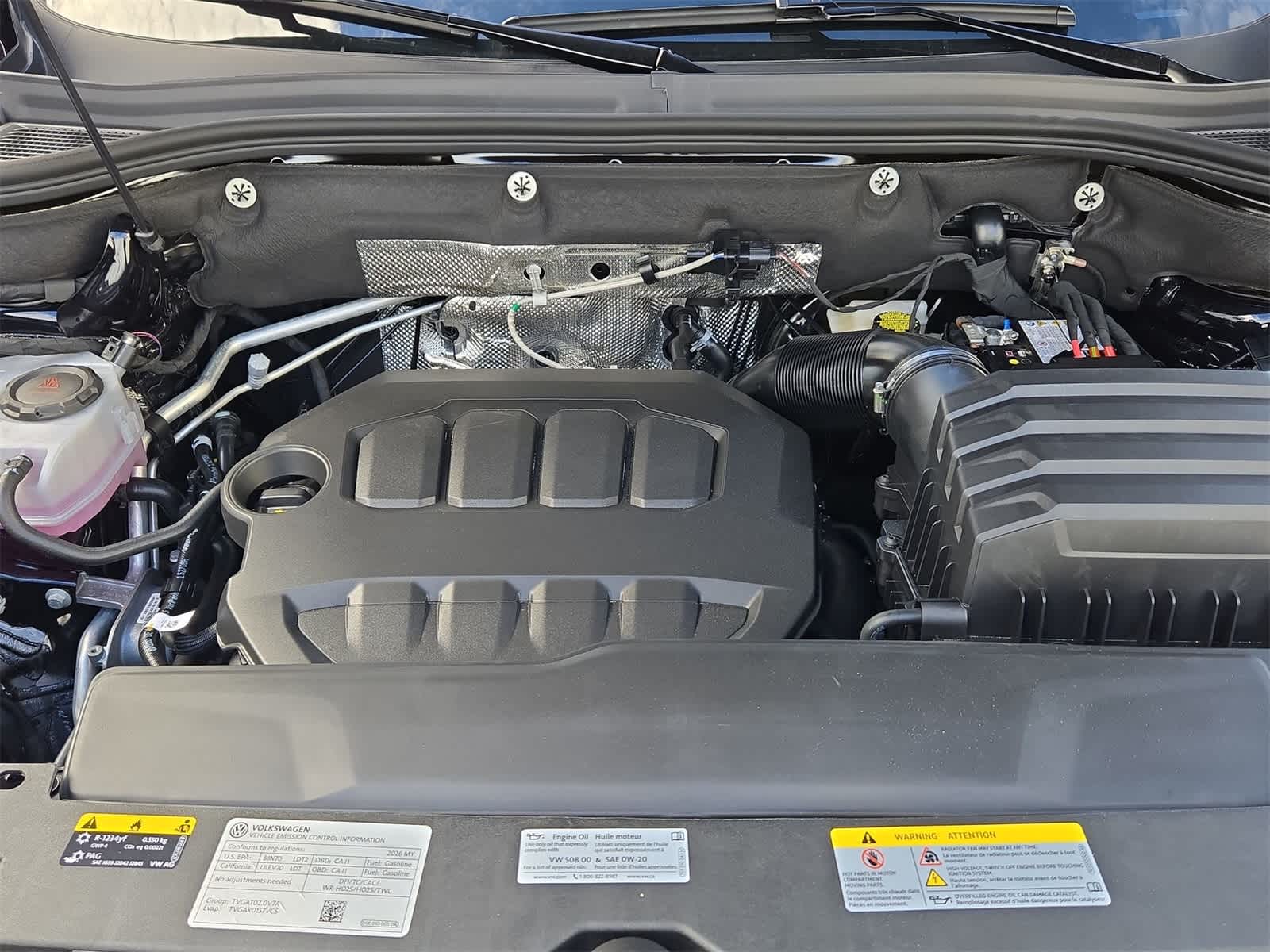 2026 Volkswagen Atlas Cross Sport 2.0T SEL Premium R-Line