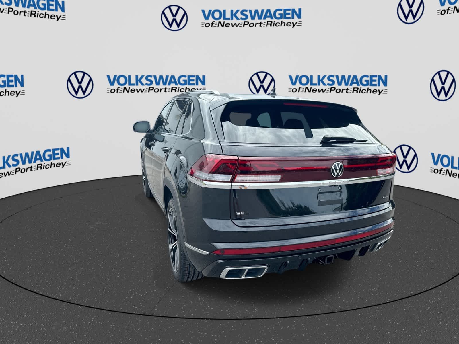 Volkswagen Atlas Cross Sport SEL Premium R-Line 2026