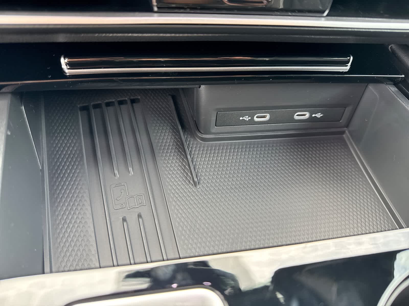 Volkswagen Atlas Cross Sport SEL Premium R-Line 2026