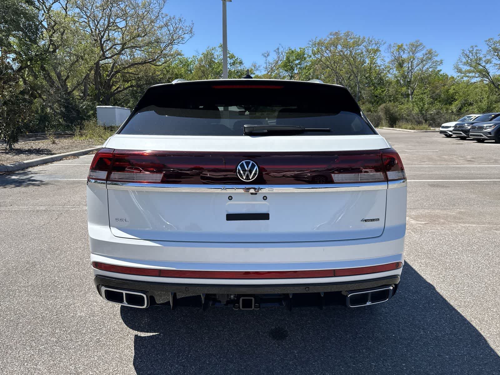 2026 Volkswagen Atlas Cross Sport 2.0T SEL Premium R-Line