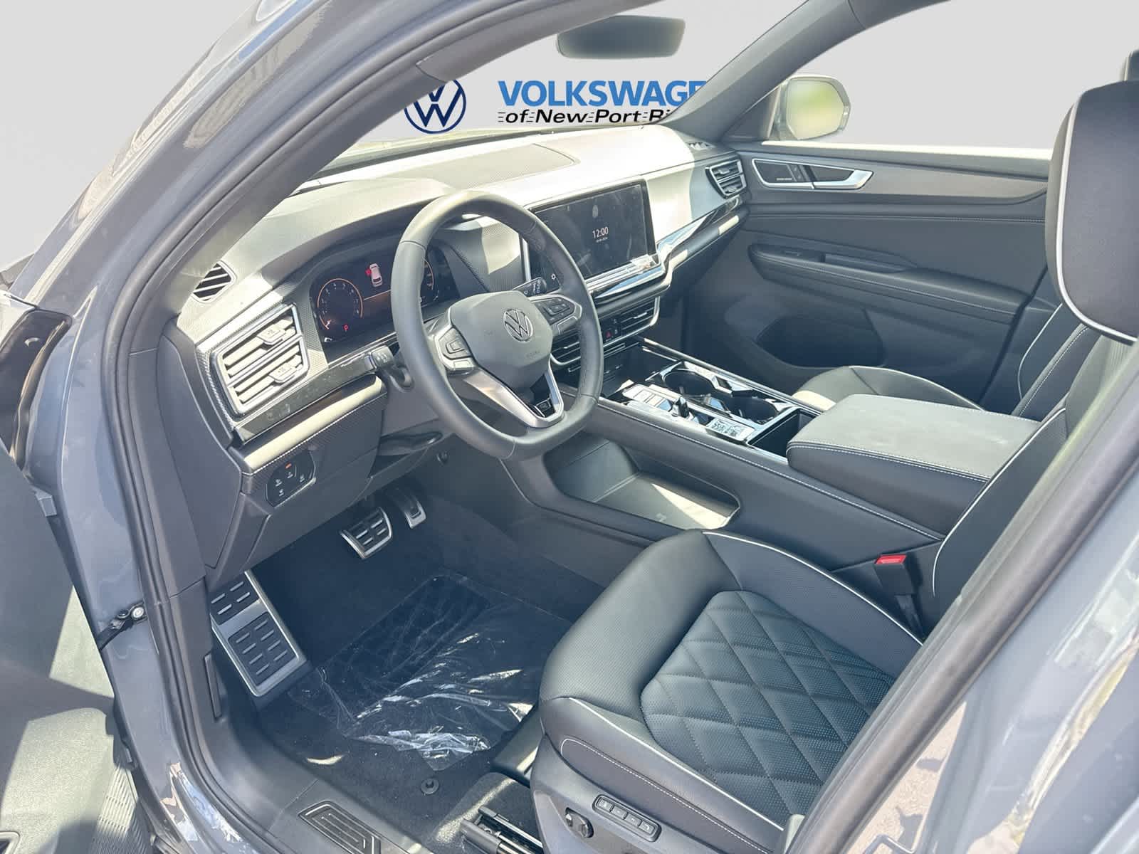 Volkswagen Atlas Cross Sport SEL Premium R-Line 2026