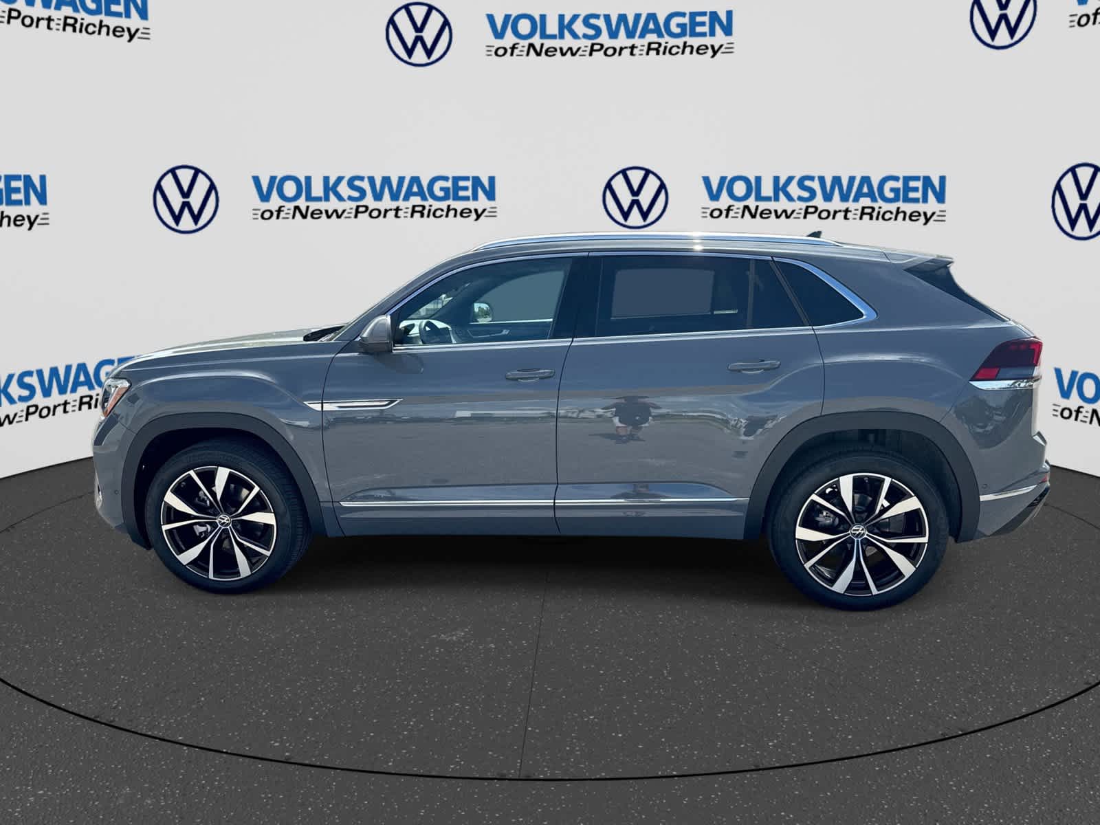 Volkswagen Atlas Cross Sport SEL Premium R-Line 2026