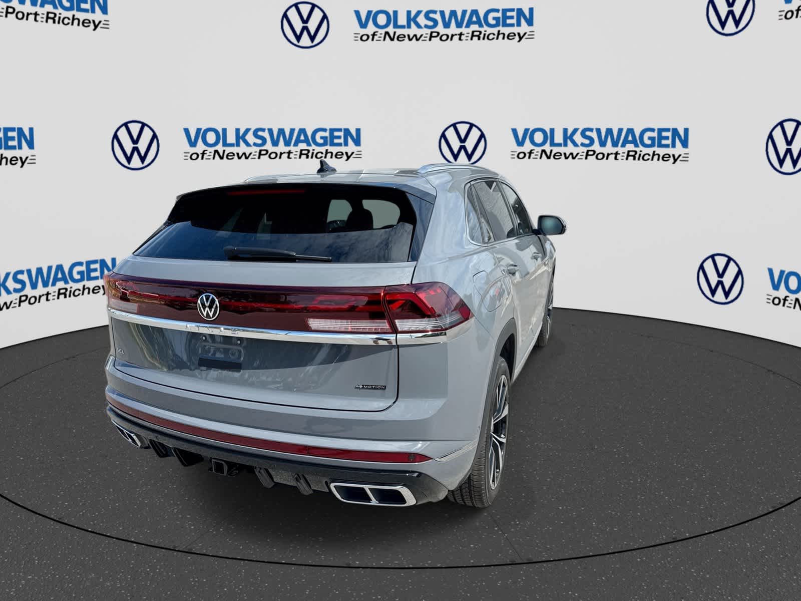 Volkswagen Atlas Cross Sport SEL Premium R-Line 2026
