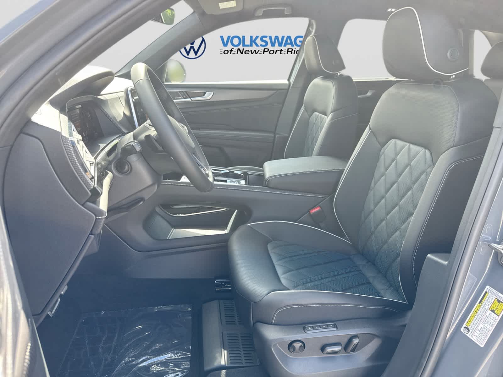 Volkswagen Atlas Cross Sport SEL Premium R-Line 2026