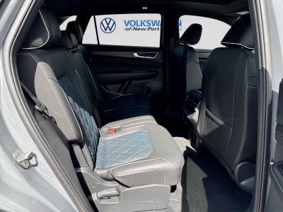 Volkswagen Atlas Cross Sport SEL Premium R-Line 2026