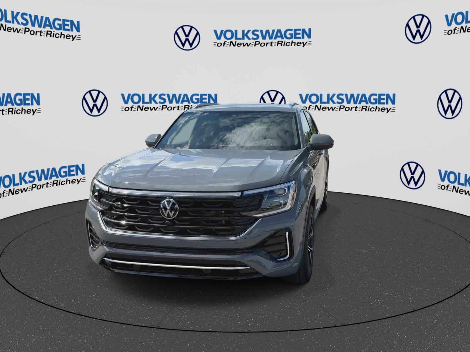 Volkswagen Atlas Cross Sport SEL Premium R-Line 2026