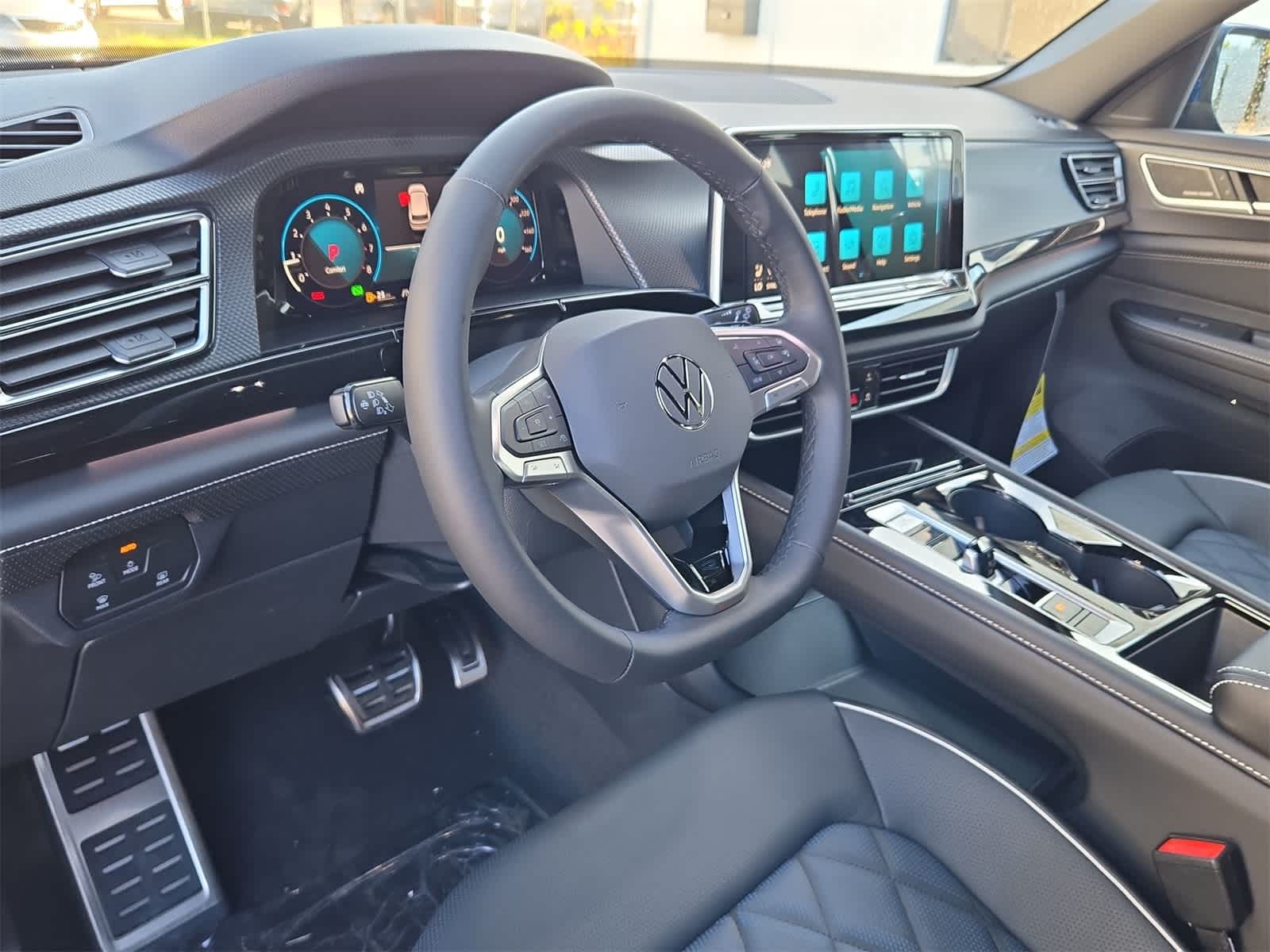 2026 Volkswagen Atlas Cross Sport 2.0T SEL Premium R-Line