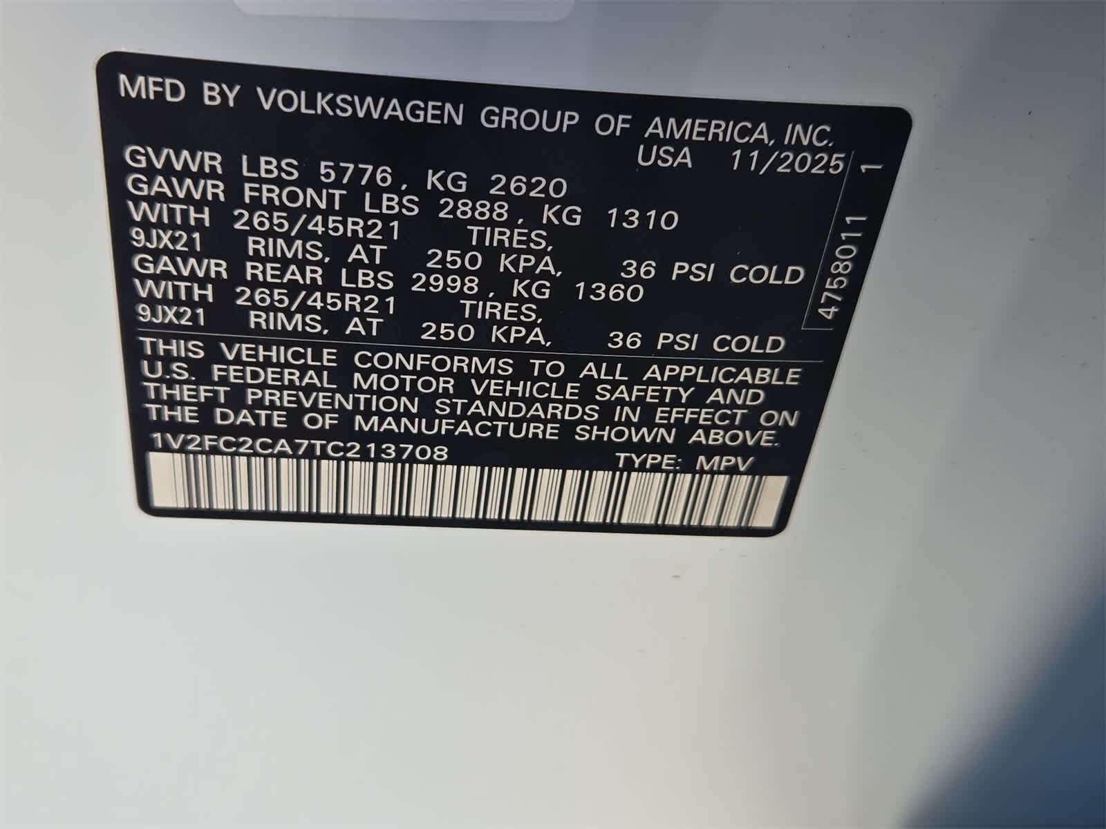 2026 Volkswagen Atlas Cross Sport 2.0T SEL Premium R-Line