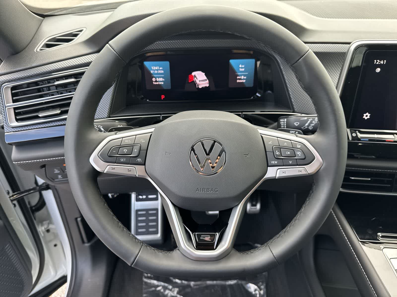 2026 Volkswagen Atlas Cross Sport 2.0T SEL Premium R-Line