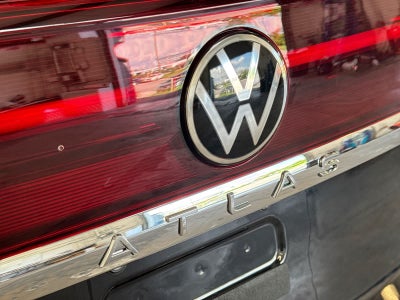 Volkswagen Atlas Cross Sport SEL Premium R-Line 2026