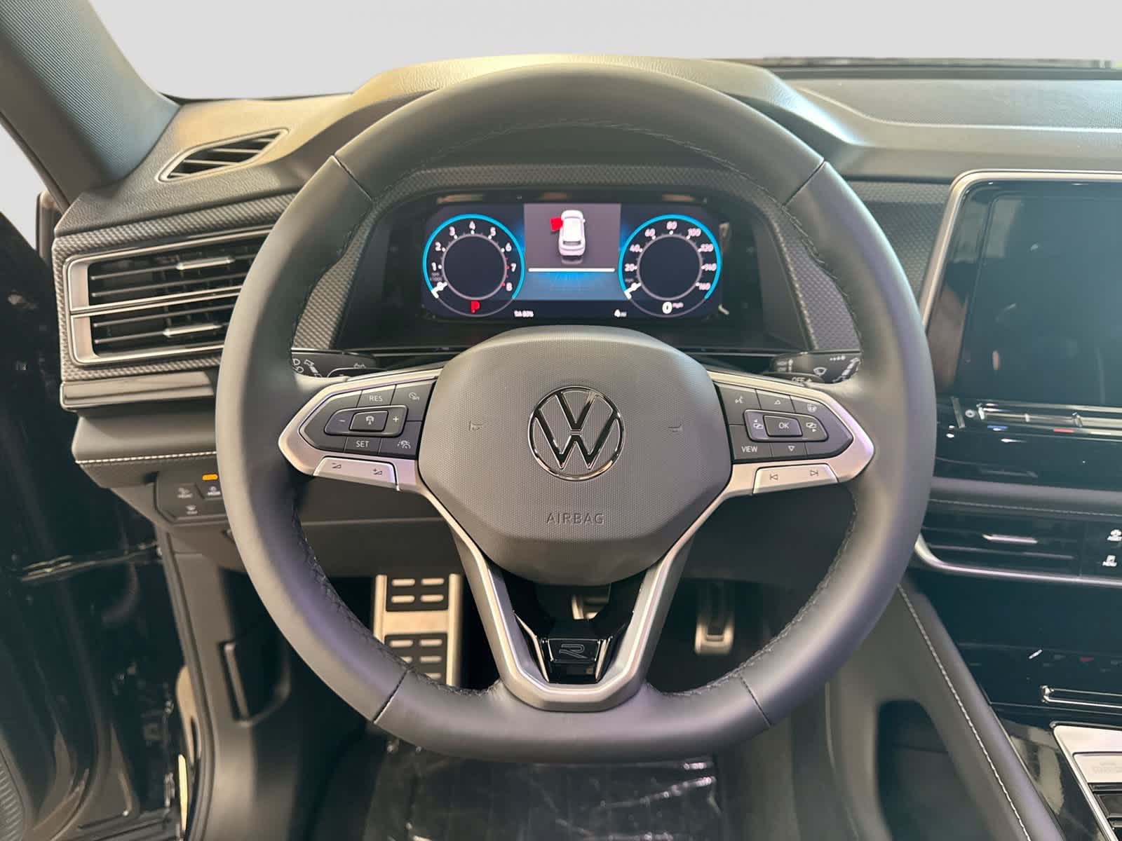 Volkswagen Atlas Cross Sport SEL Premium R-Line 2026