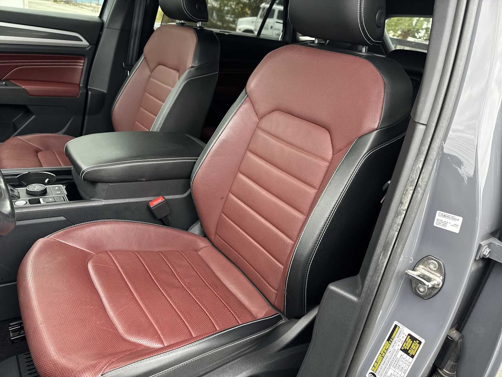 Volkswagen Atlas Cross Sport 3.6L V6 SEL Premium R-Line 2022