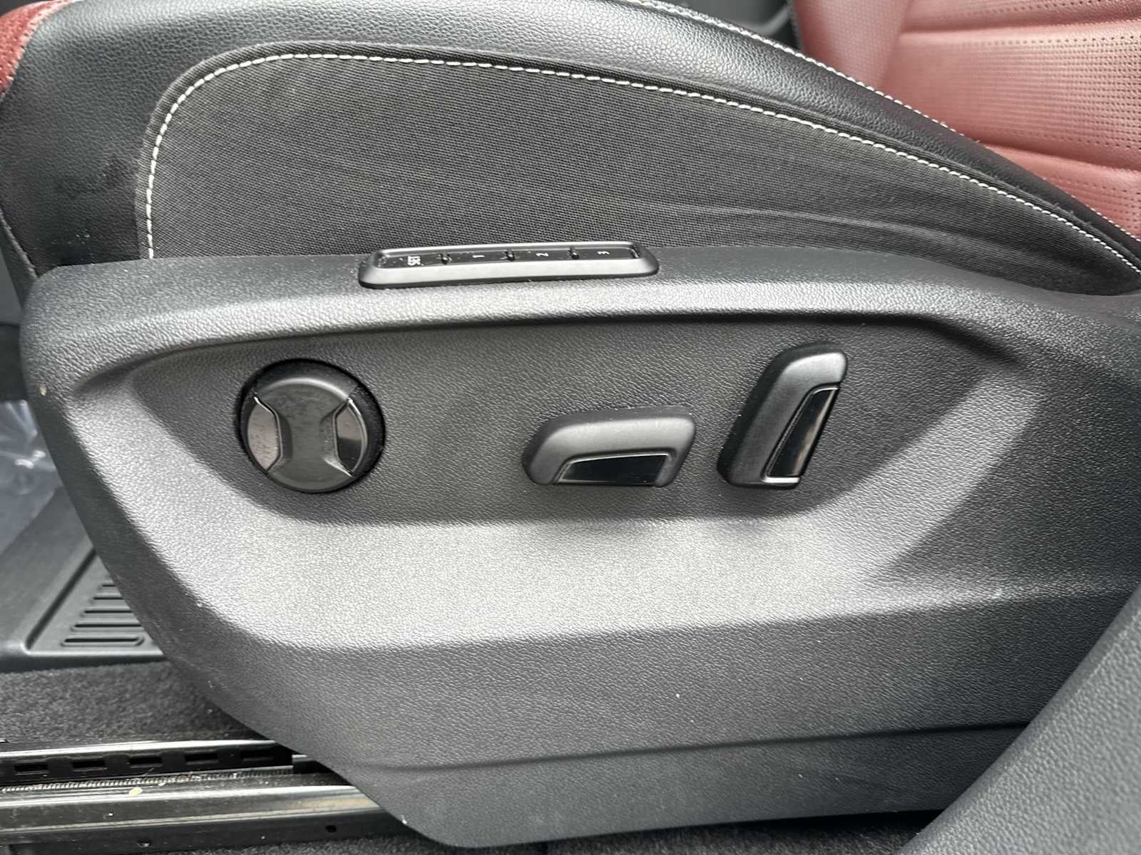 Volkswagen Atlas Cross Sport 3.6L V6 SEL Premium R-Line 2022