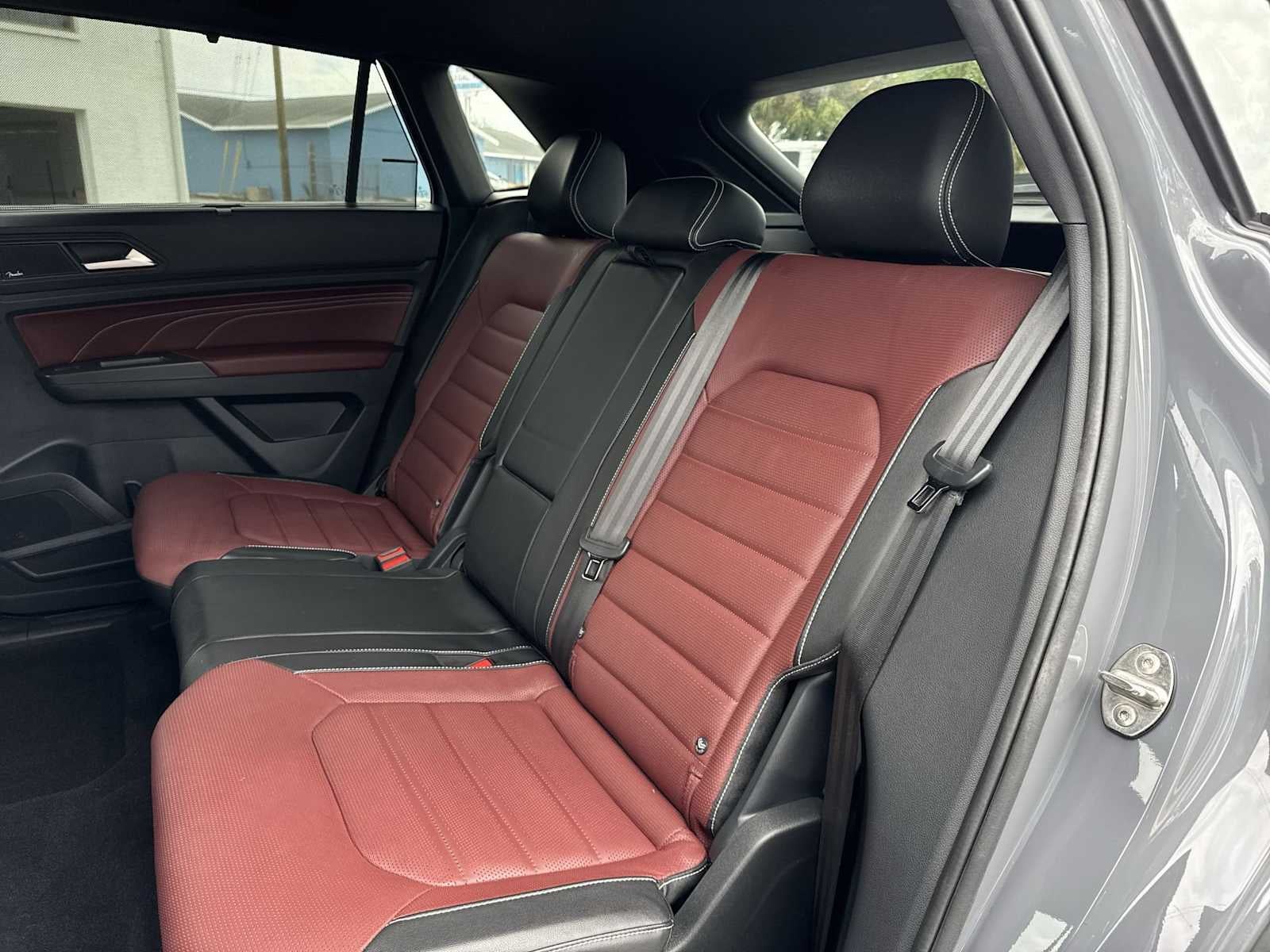 Volkswagen Atlas Cross Sport 3.6L V6 SEL Premium R-Line 2022