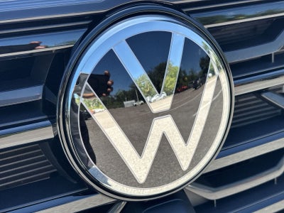 Volkswagen Atlas Cross Sport 2.0T SEL Premium R-Line 2024