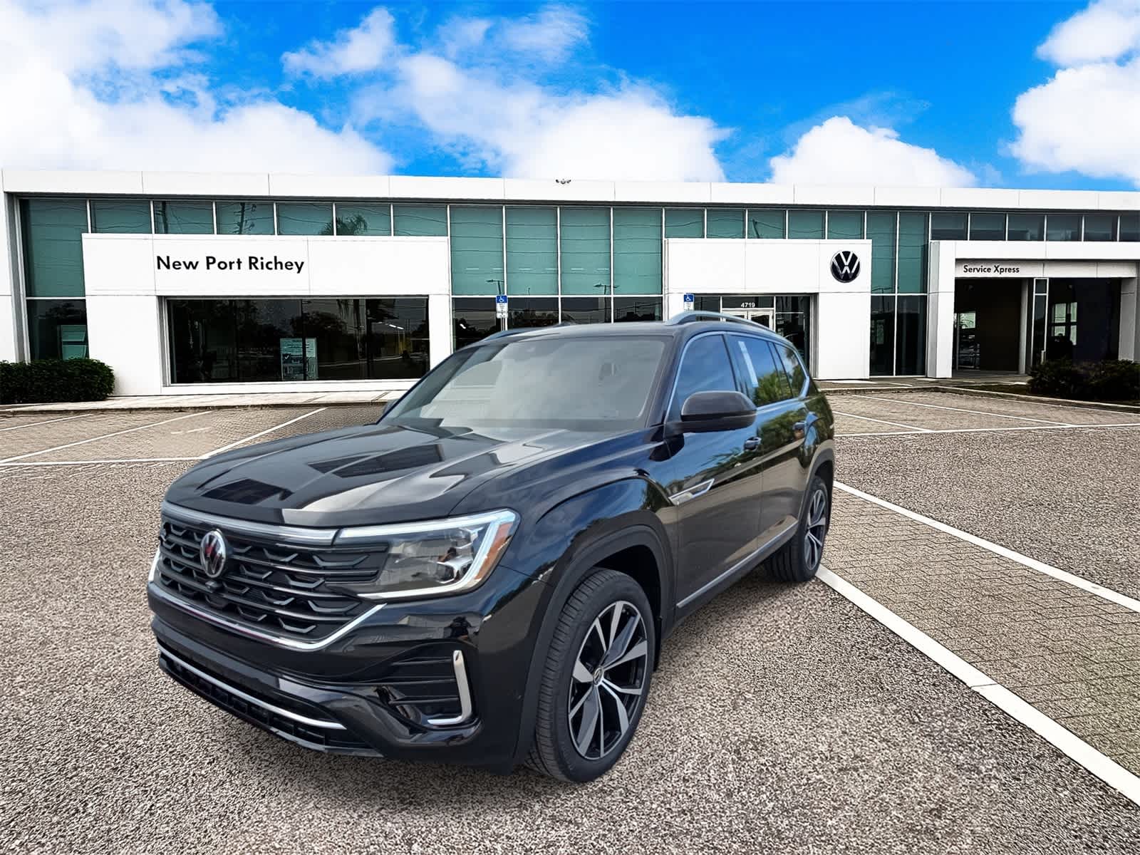 2026 Volkswagen Atlas 2.0T SEL Premium R-Line