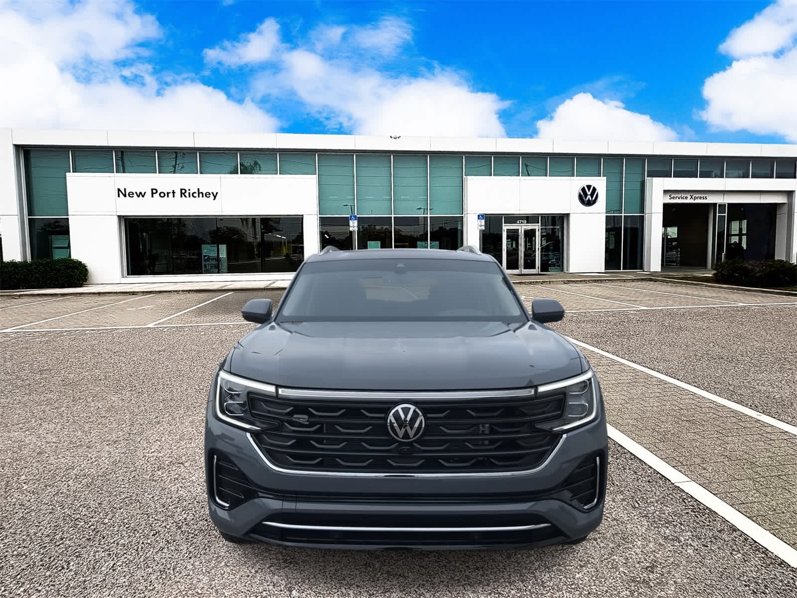 2026 Volkswagen Atlas 2.0T SEL Premium R-Line