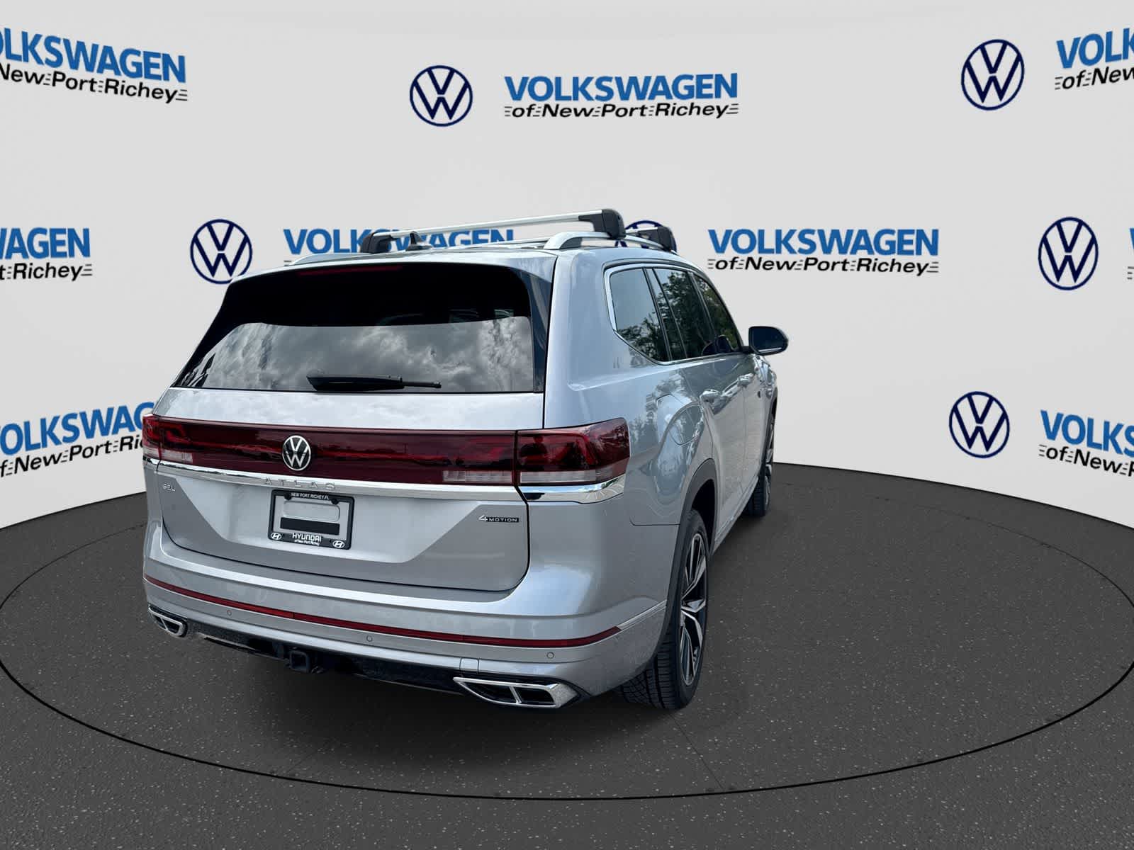 Volkswagen Atlas 2.0T SEL Premium R-Line 2024