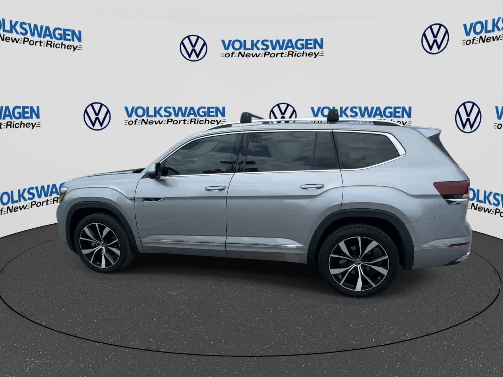 Volkswagen Atlas 2.0T SEL Premium R-Line 2024