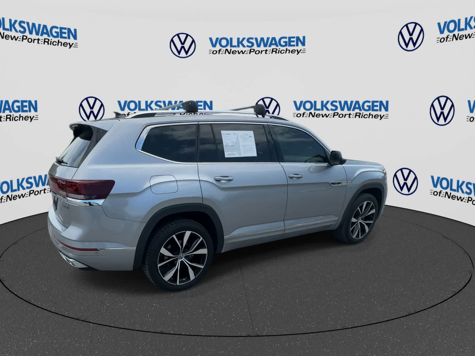 Volkswagen Atlas 2.0T SEL Premium R-Line 2024