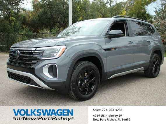 2024 Volkswagen Atlas 2.0T Peak Edition SEL