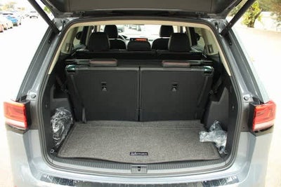 2024 Volkswagen Atlas 2.0T Peak Edition SEL