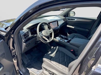 2026 Volkswagen Atlas Cross Sport 2.0T SE con tecnología