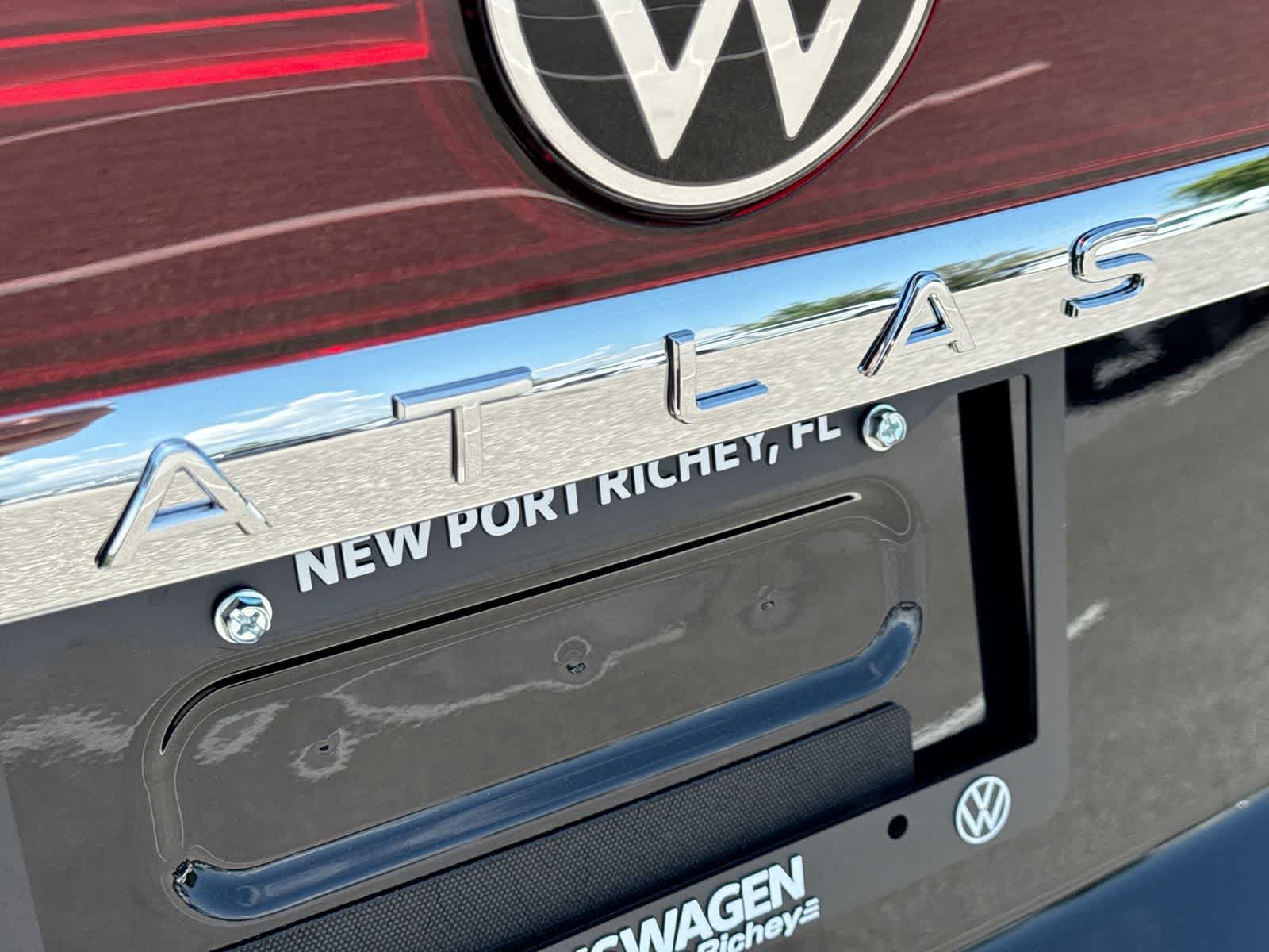 2026 Volkswagen Atlas Cross Sport 2.0T SE con tecnología