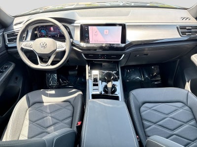 2026 Volkswagen Atlas Cross Sport 2.0T SE con tecnología