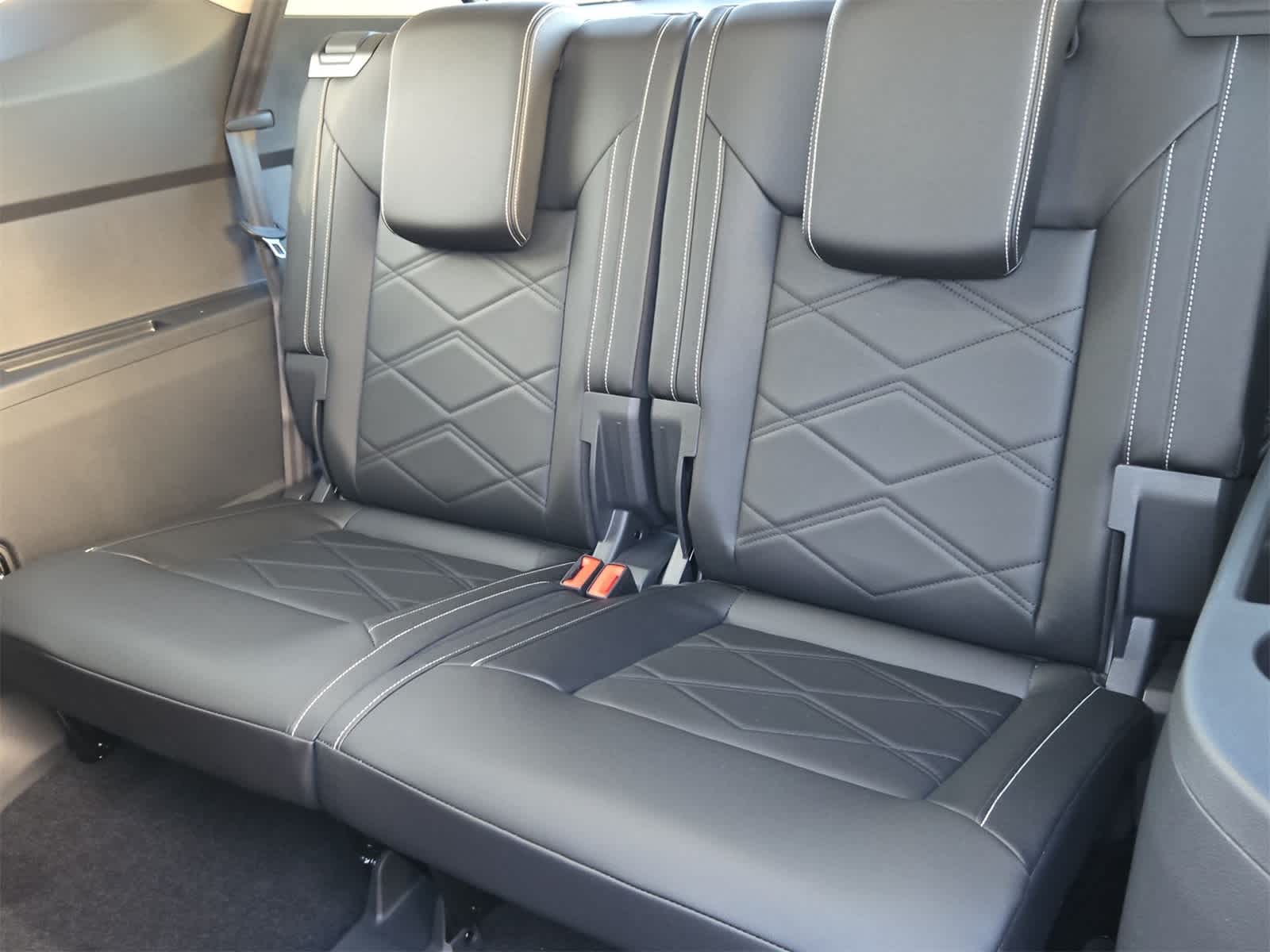 Volkswagen Atlas 2.0T SE con tecnología 2026