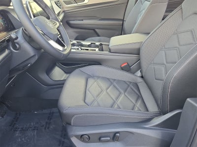 2026 Volkswagen Atlas Cross Sport 2.0T SE con tecnología