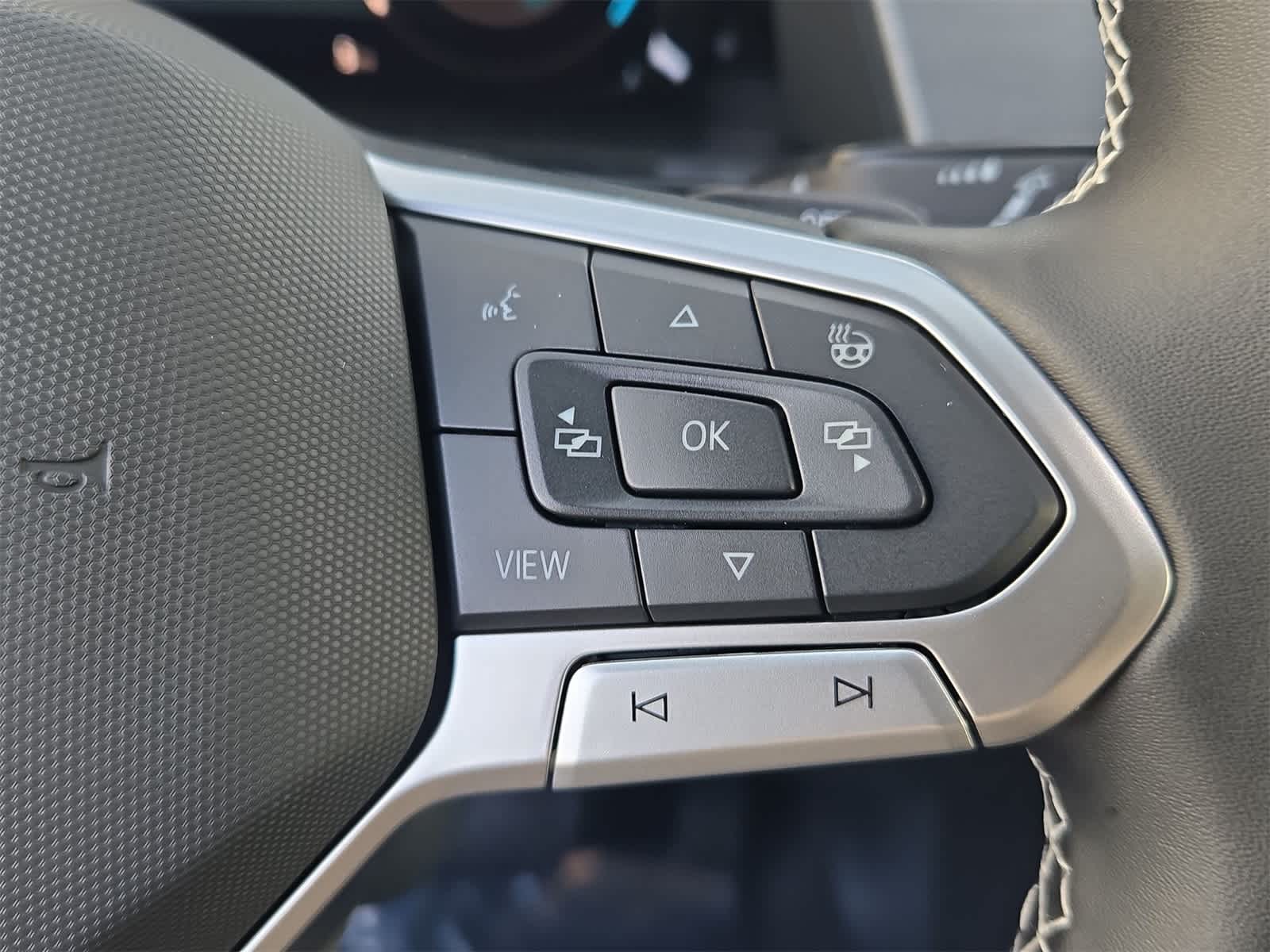 2026 Volkswagen Atlas Cross Sport 2.0T SE con tecnología