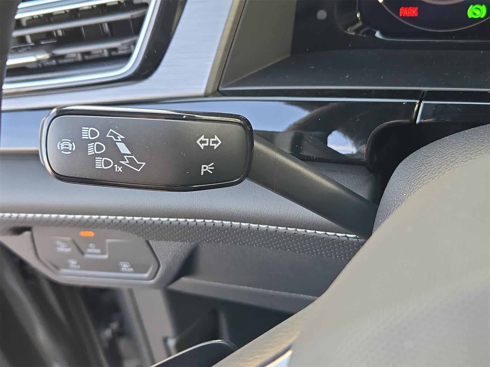 2026 Volkswagen Atlas Cross Sport 2.0T SE con tecnología